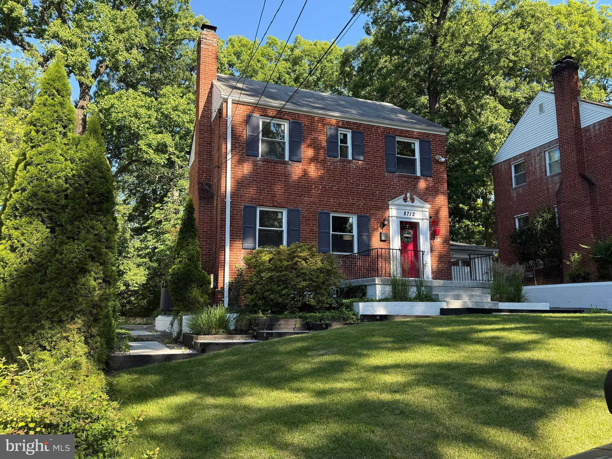 8712 GEREN ROAD