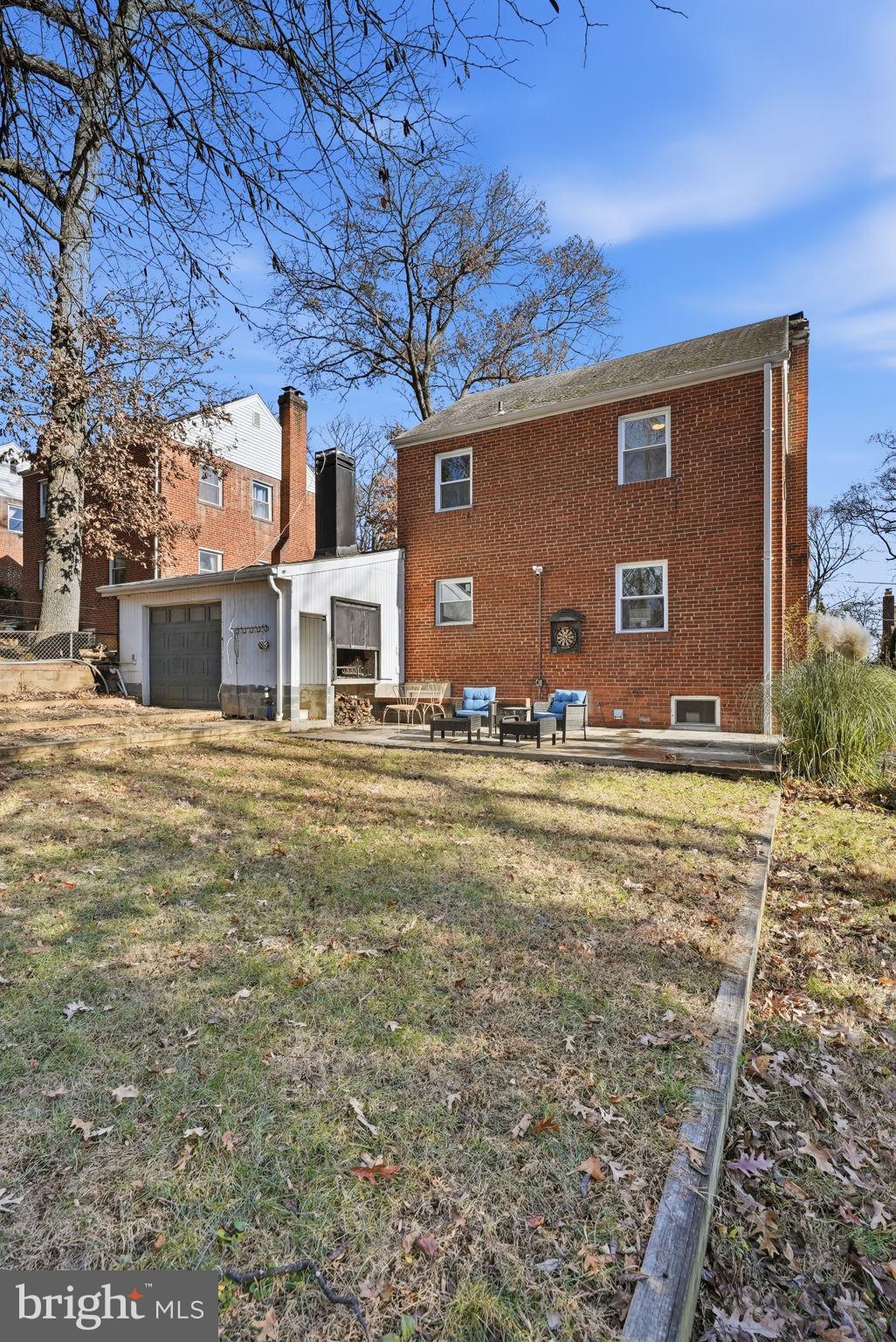 8712 GEREN ROAD