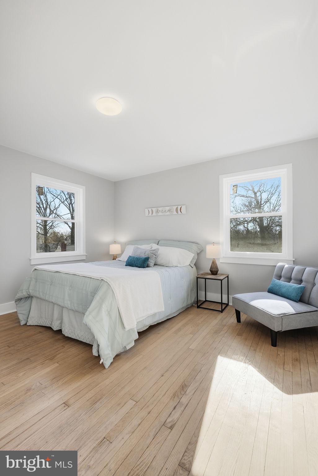 8712 GEREN ROAD