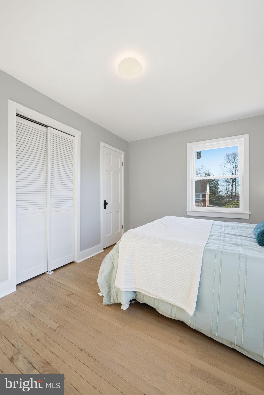 8712 GEREN ROAD
