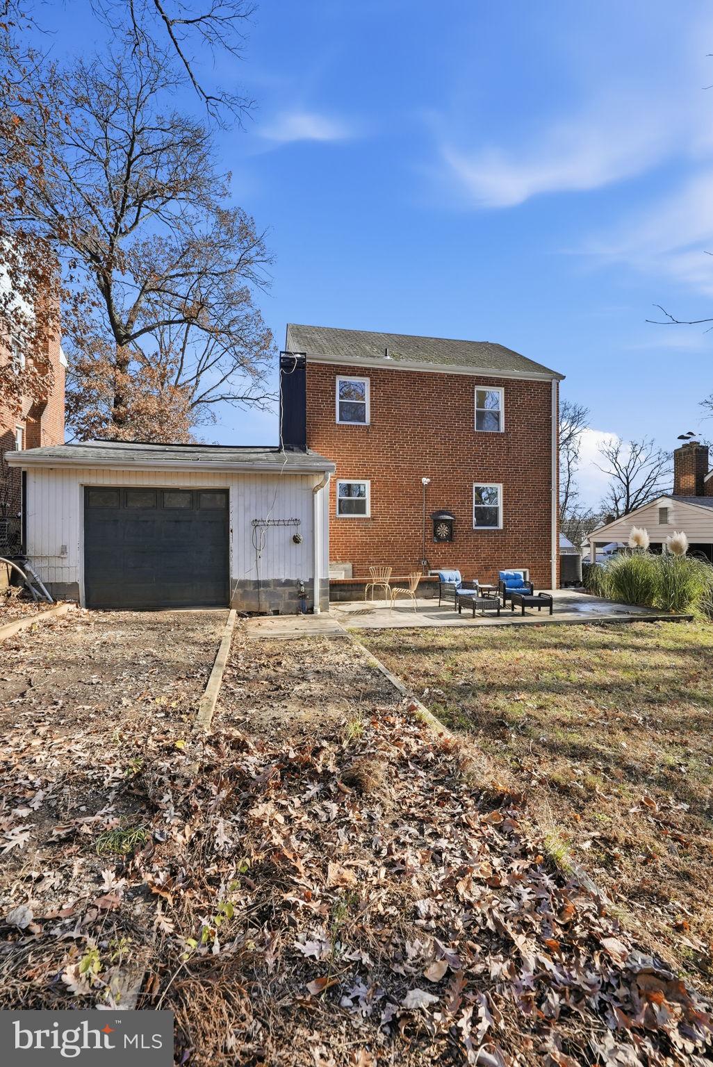 8712 GEREN ROAD