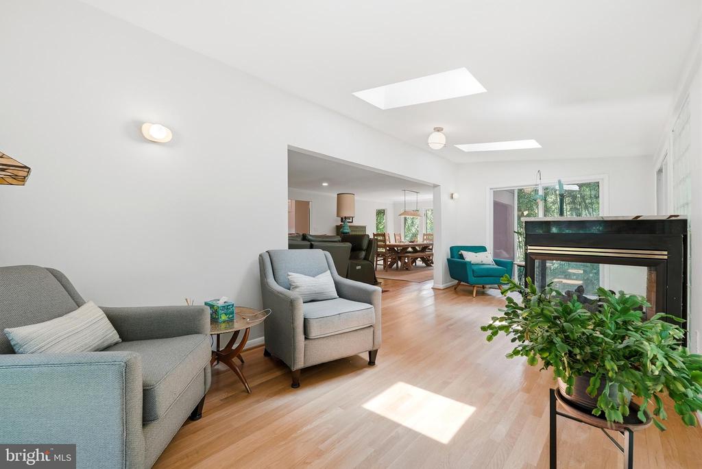 12920 FALMOUTH DRIVE