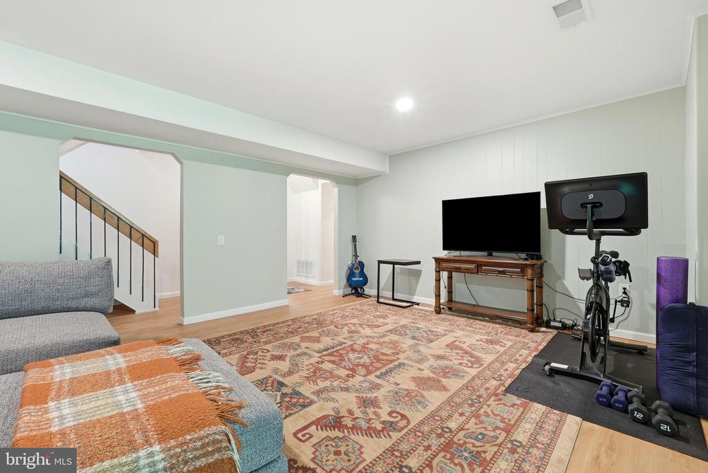 12920 FALMOUTH DRIVE