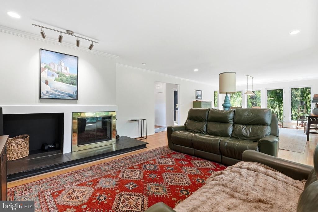 12920 FALMOUTH DRIVE