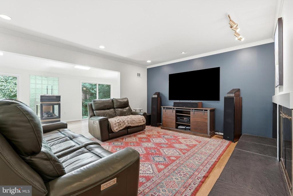 12920 FALMOUTH DRIVE