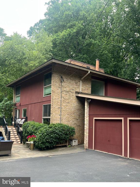 12920 FALMOUTH DRIVE