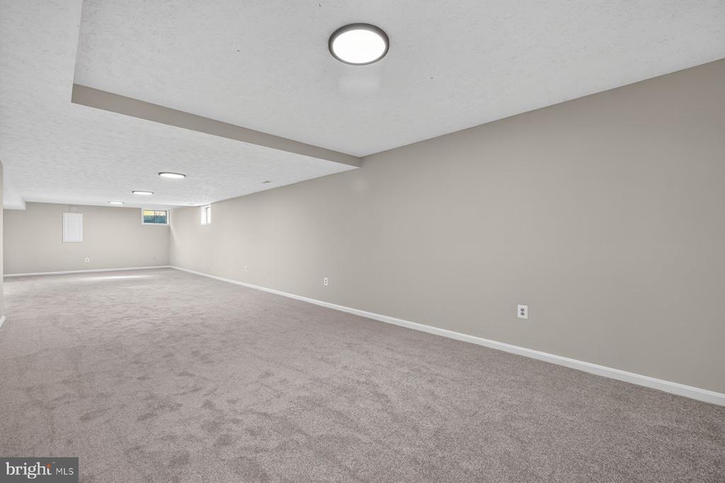 17536 APPLEWOOD LANE
