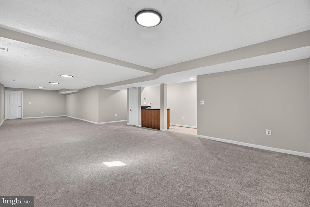 17536 APPLEWOOD LANE