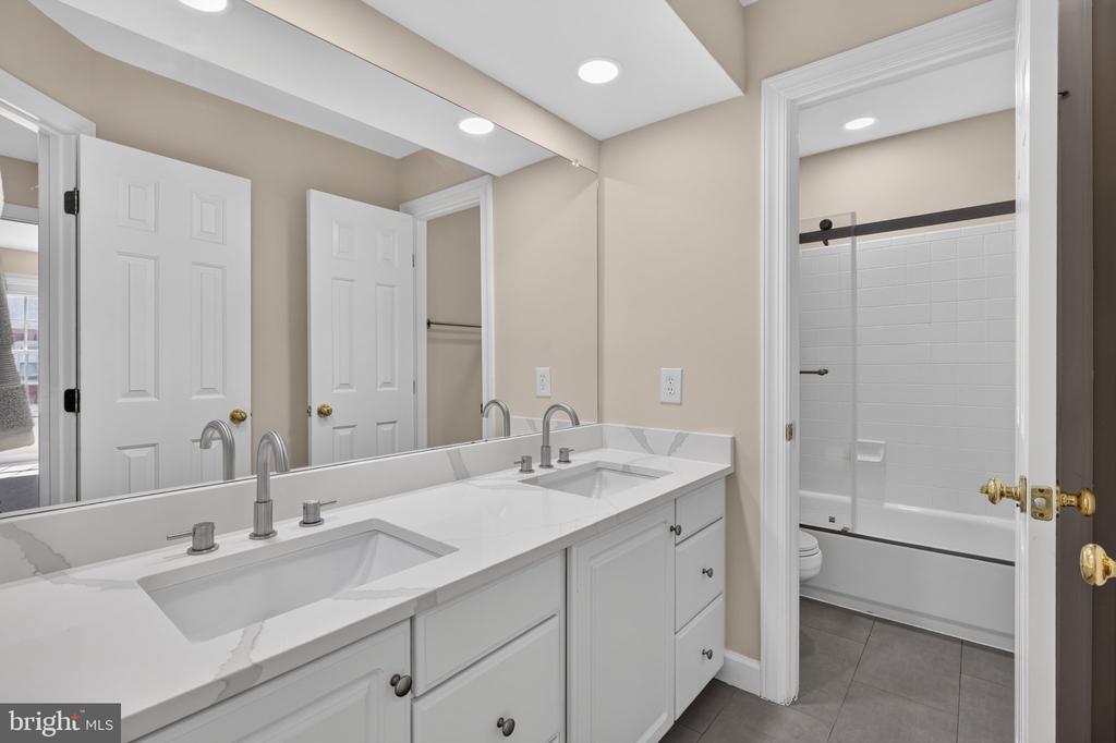 13315 SUNNY BROOKE PLACE