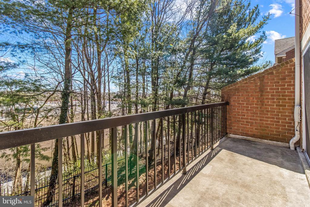 3842 CHESTERWOOD DRIVE Unit: 3842