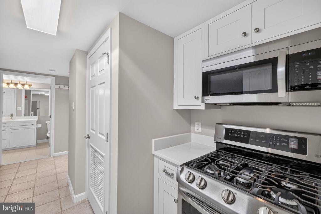 11710 OLD GEORGETOWN RD. Unit: 409