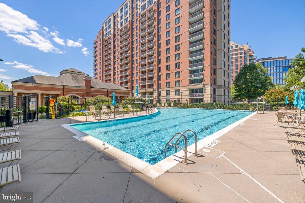 11710 OLD GEORGETOWN RD. Unit: 409