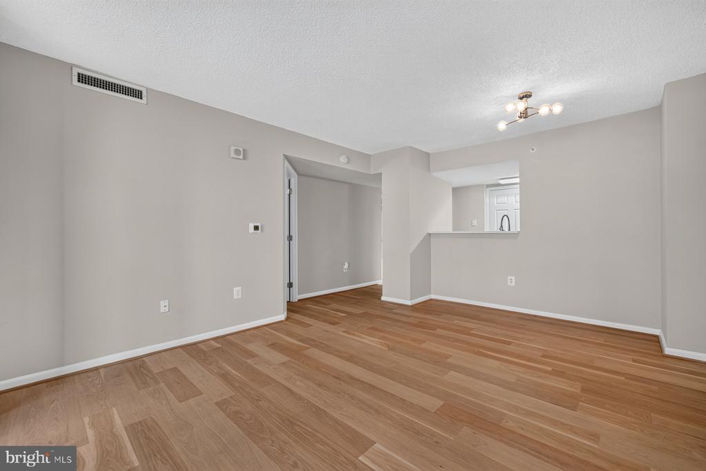 11710 OLD GEORGETOWN RD. Unit: 409