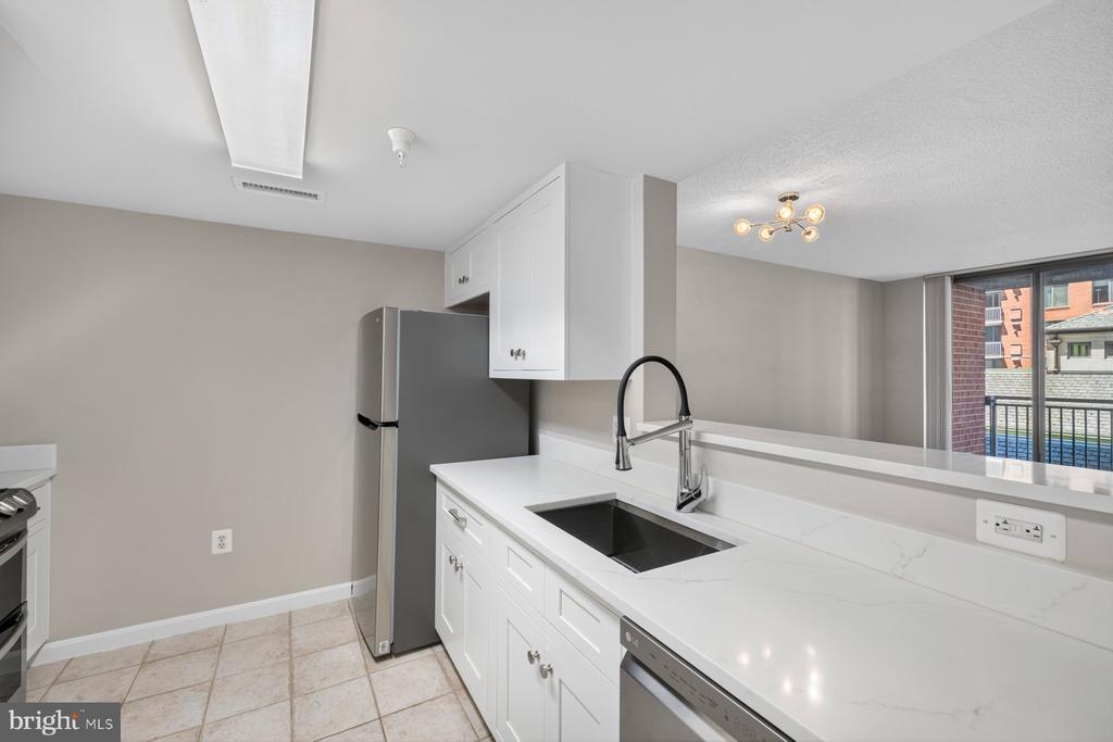 11710 OLD GEORGETOWN RD. Unit: 409