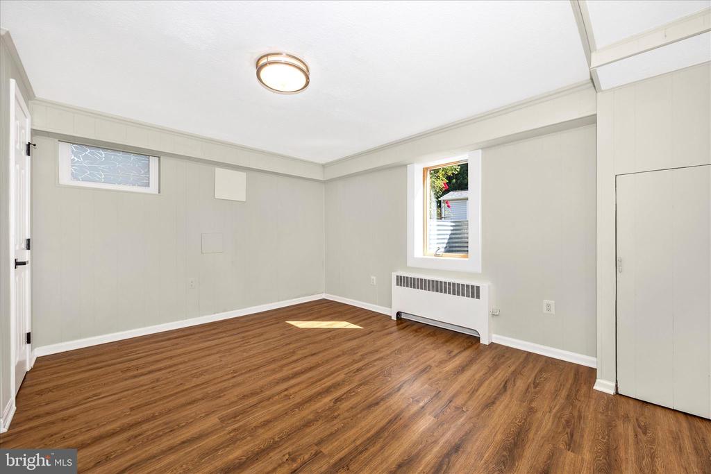 16215 REDLAND ROAD
