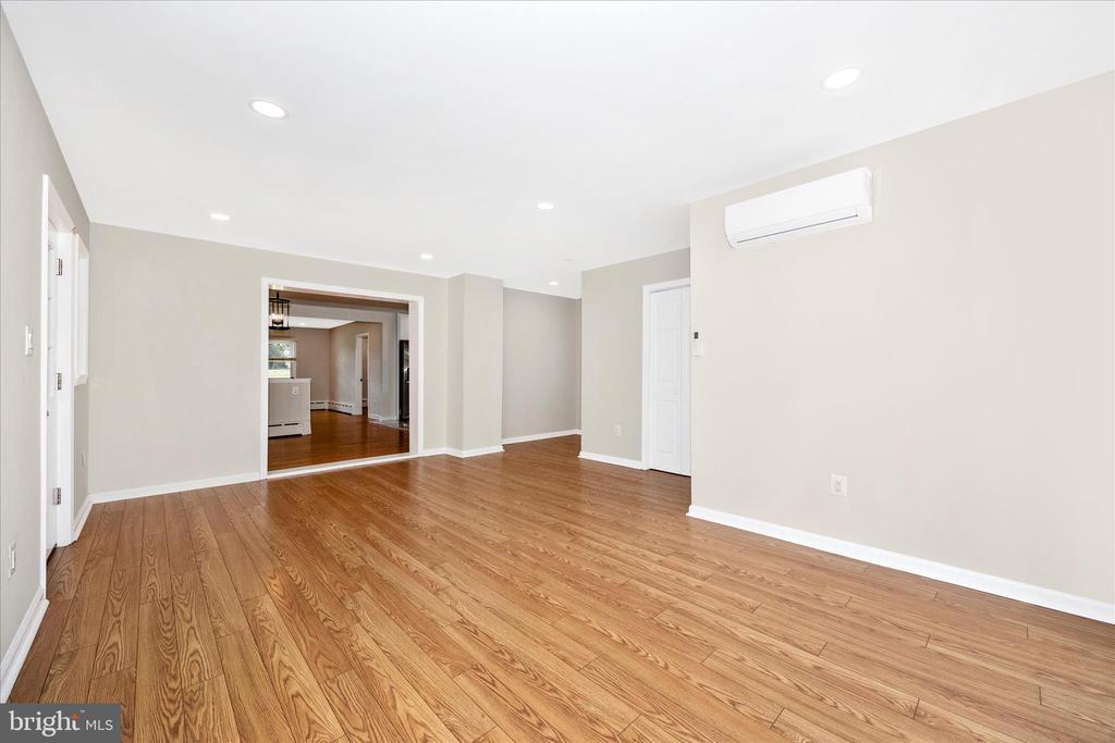 16215 REDLAND ROAD