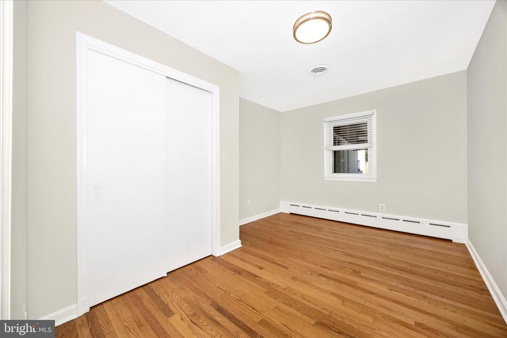 16215 REDLAND ROAD