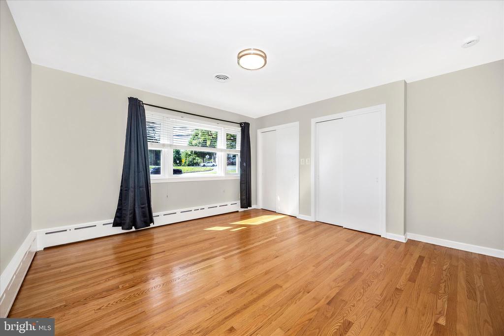 16215 REDLAND ROAD