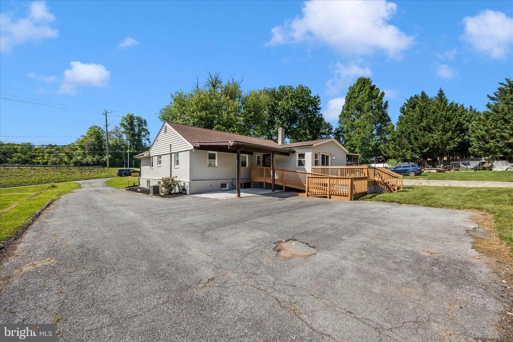 16215 REDLAND ROAD