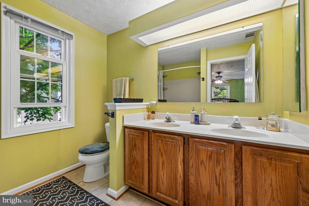 12204 EAGLES NEST COURT Unit: G