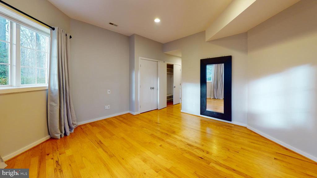 9629 EAGLE RIDGE DRIVE