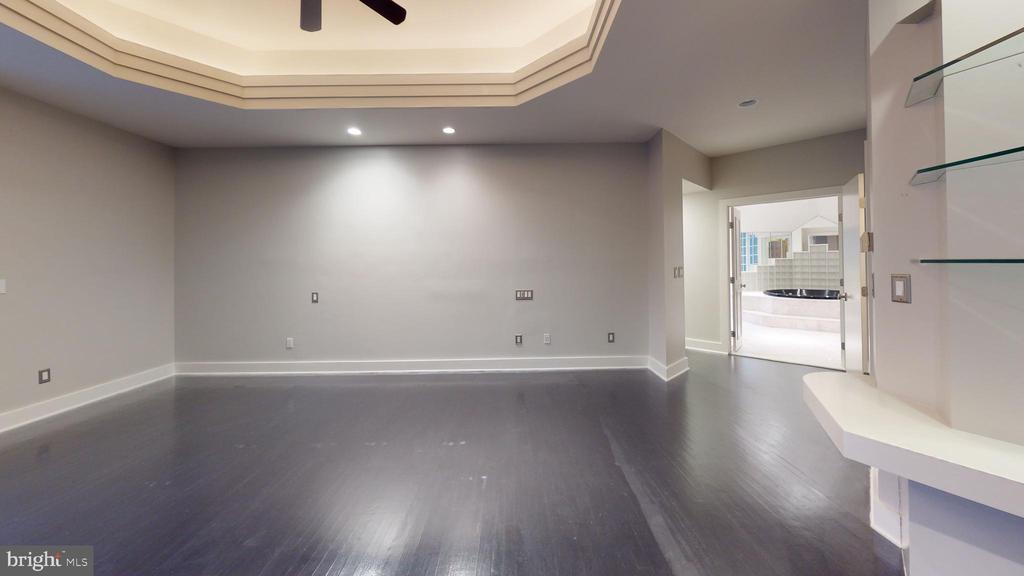 9629 EAGLE RIDGE DRIVE