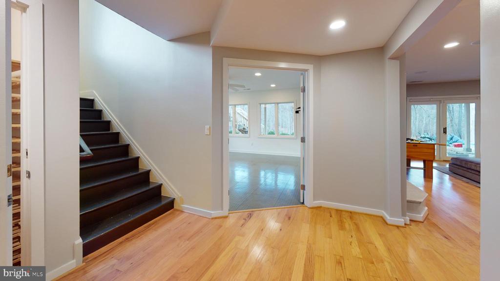 9629 EAGLE RIDGE DRIVE