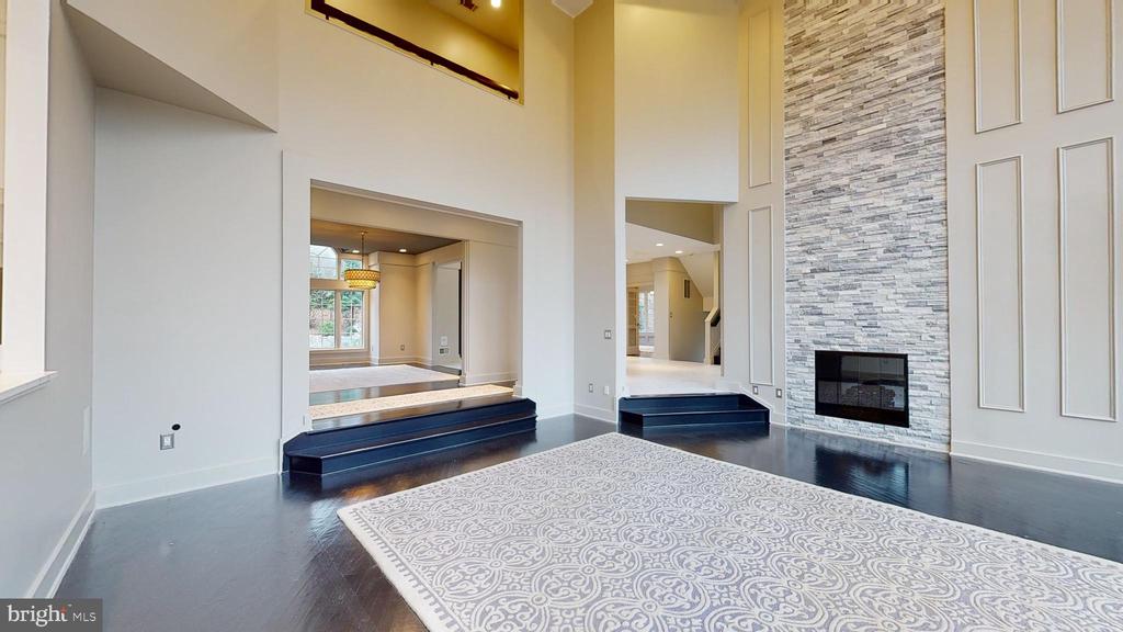 9629 EAGLE RIDGE DRIVE