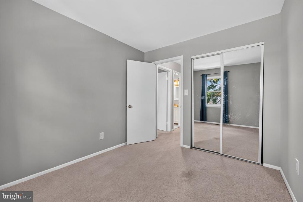 13143 MUSICMASTER DRIVE Unit: 127
