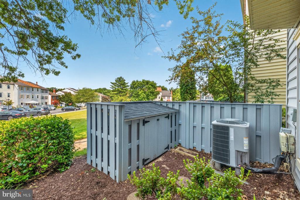 13143 MUSICMASTER DRIVE Unit: 127