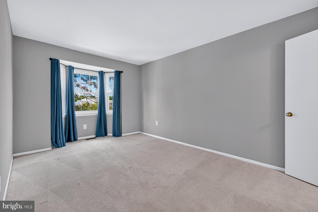 13143 MUSICMASTER DRIVE Unit: 127