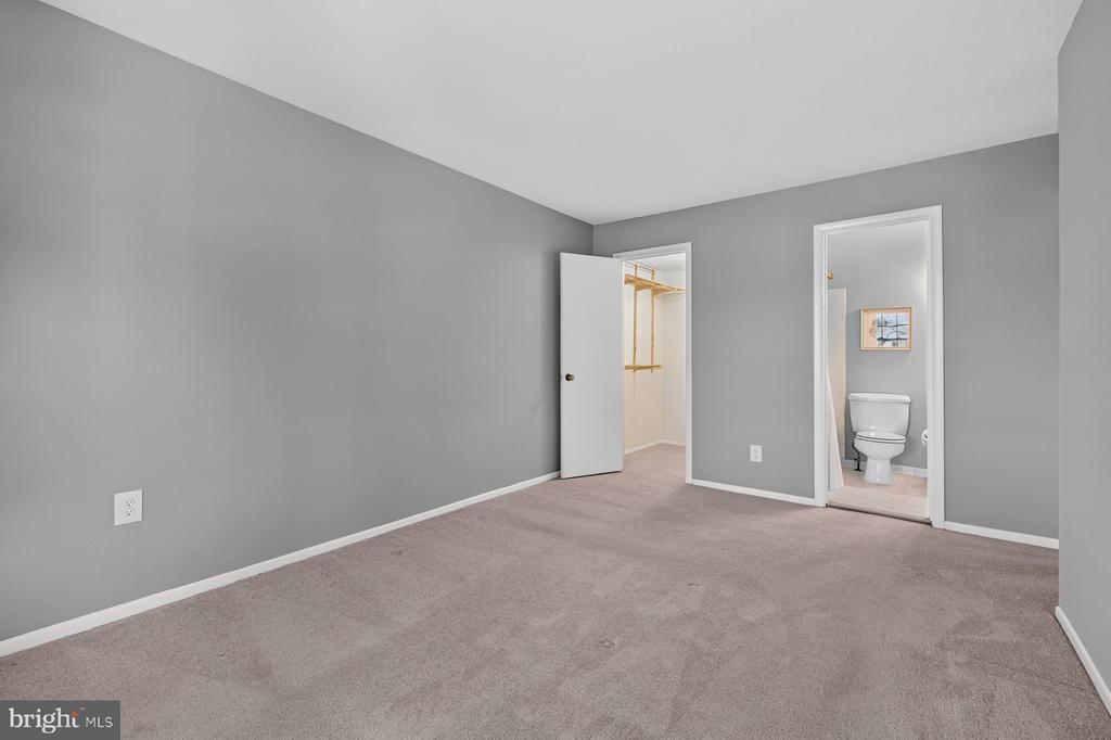 13143 MUSICMASTER DRIVE Unit: 127