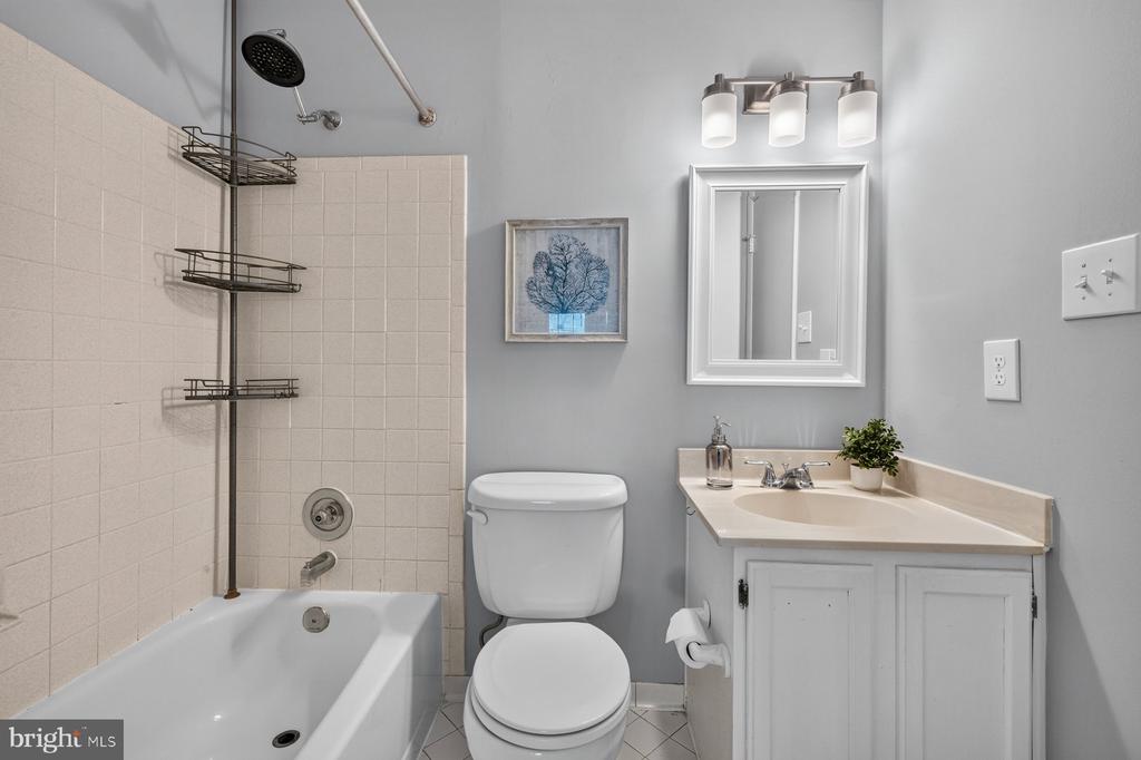 13143 MUSICMASTER DRIVE Unit: 127