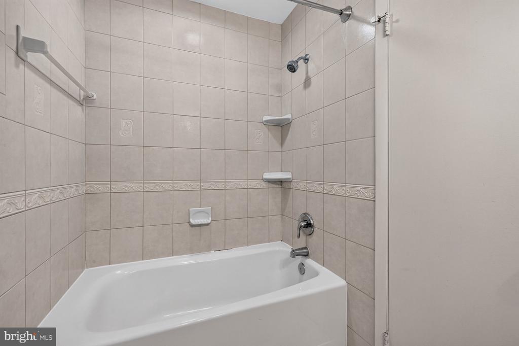 13143 MUSICMASTER DRIVE Unit: 127