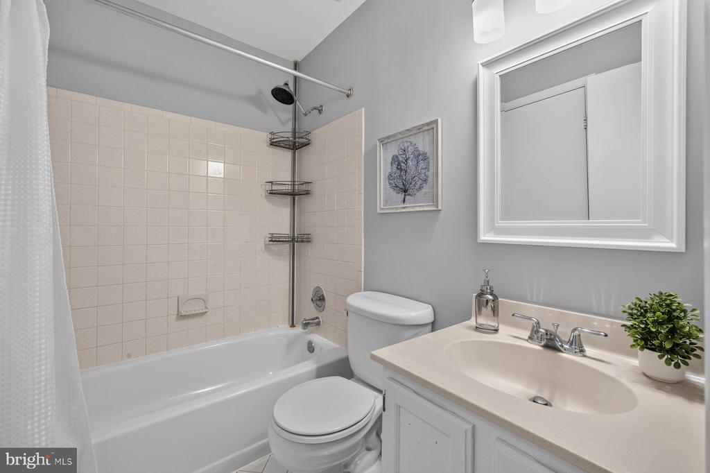 13143 MUSICMASTER DRIVE Unit: 127