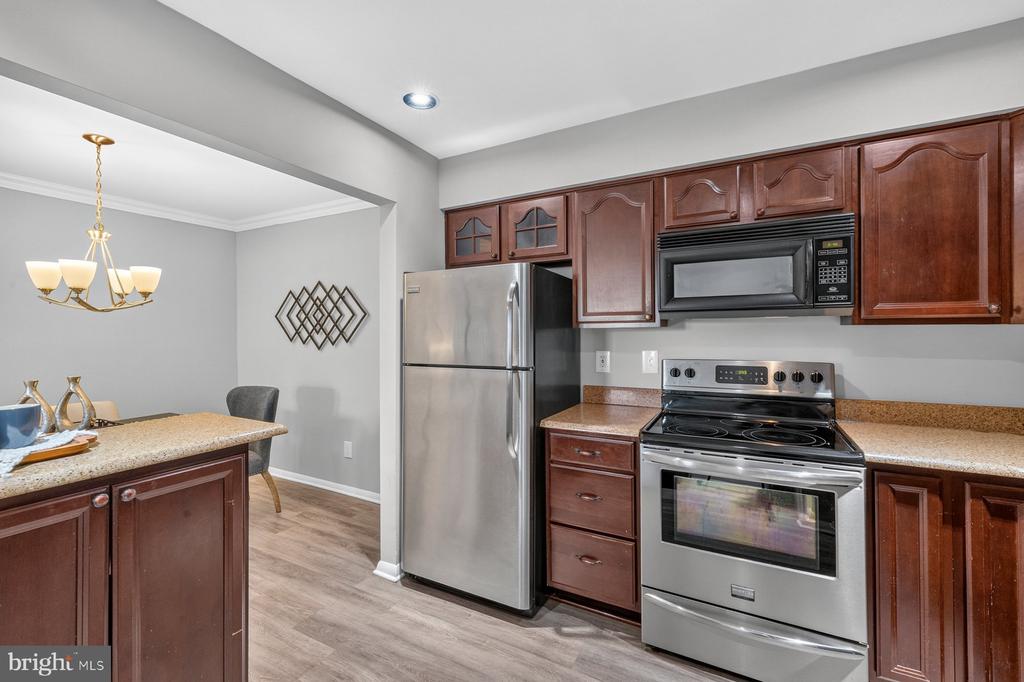 13143 MUSICMASTER DRIVE Unit: 127