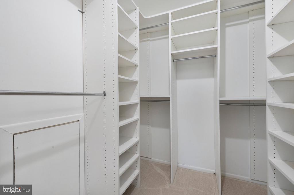 13143 MUSICMASTER DRIVE Unit: 127