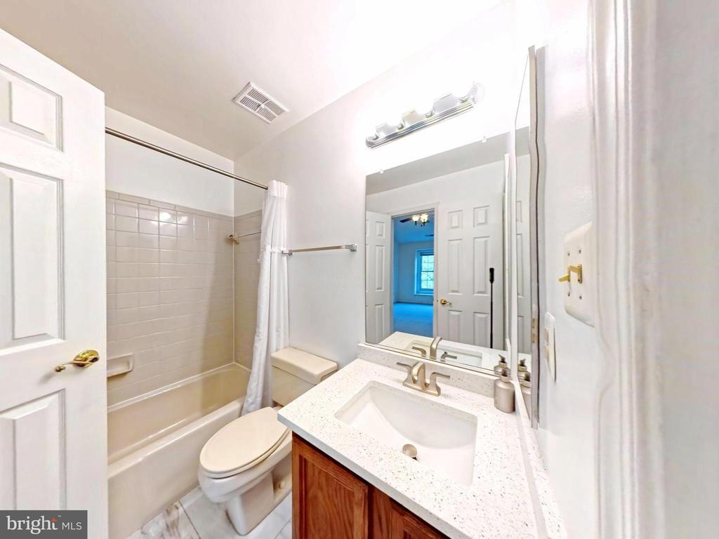 10701 KINGS RIDING WAY Unit: 302-14