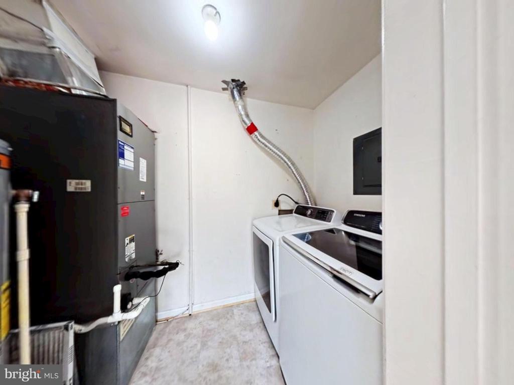 10701 KINGS RIDING WAY Unit: 302-14