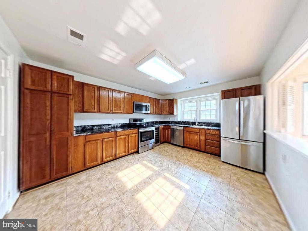 10701 KINGS RIDING WAY Unit: 302-14