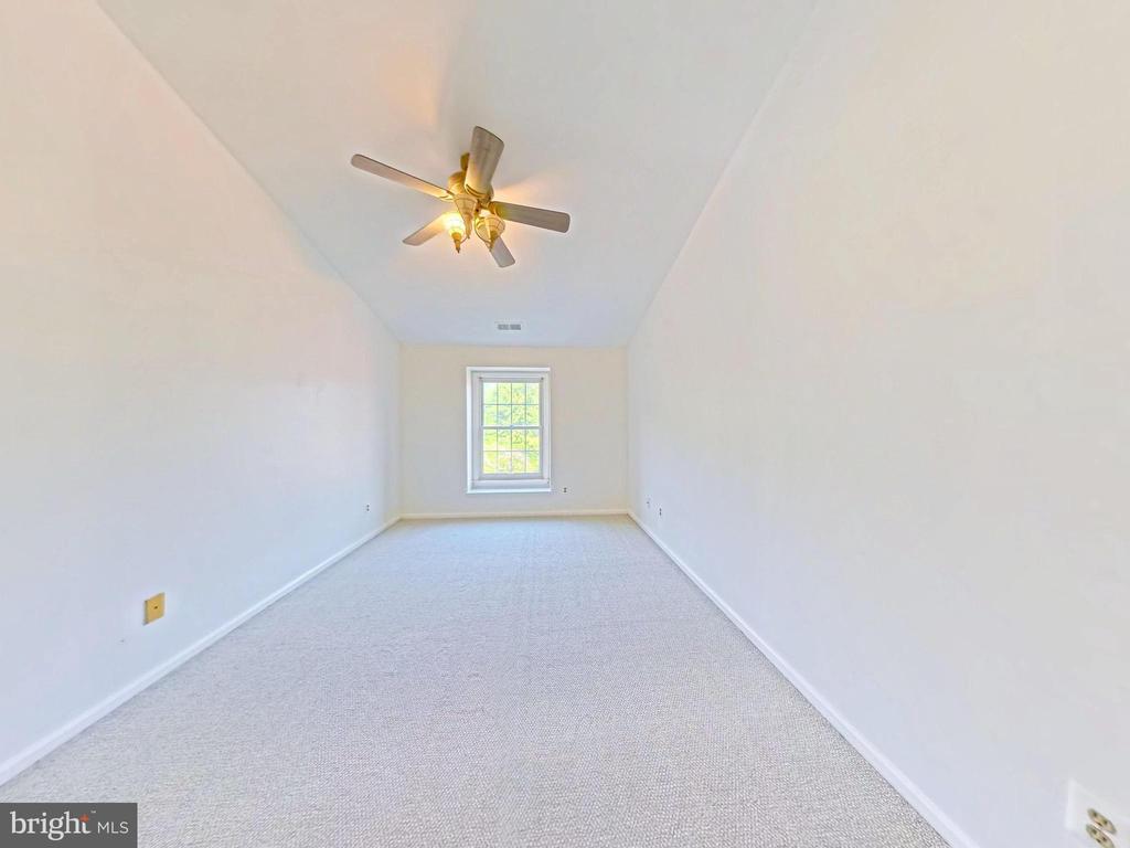 10701 KINGS RIDING WAY Unit: 302-14