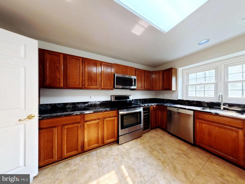 10701 KINGS RIDING WAY Unit: 302-14