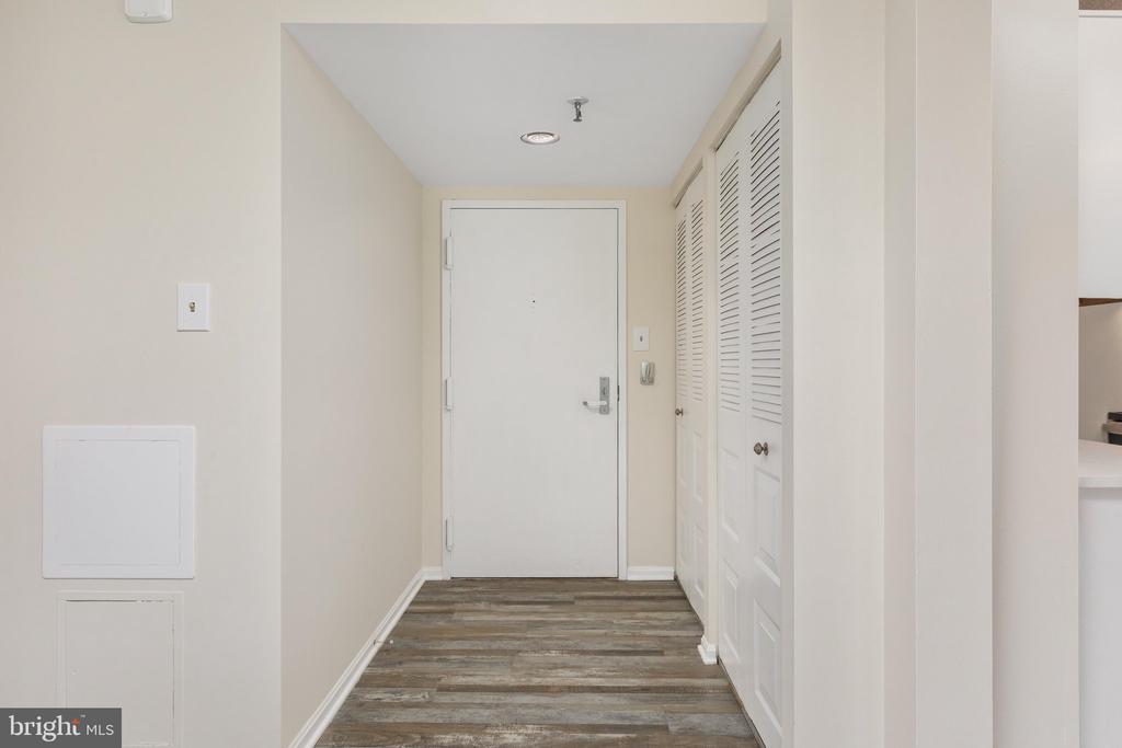 7401 WESTLAKE TERRACE Unit: 506