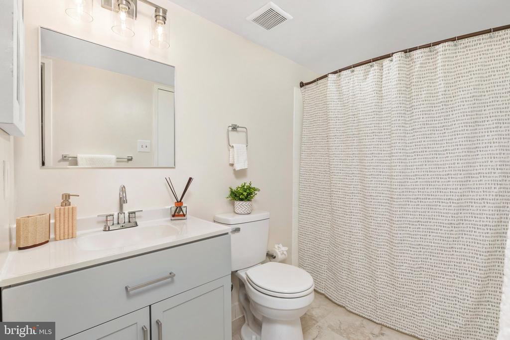 7401 WESTLAKE TERRACE Unit: 506