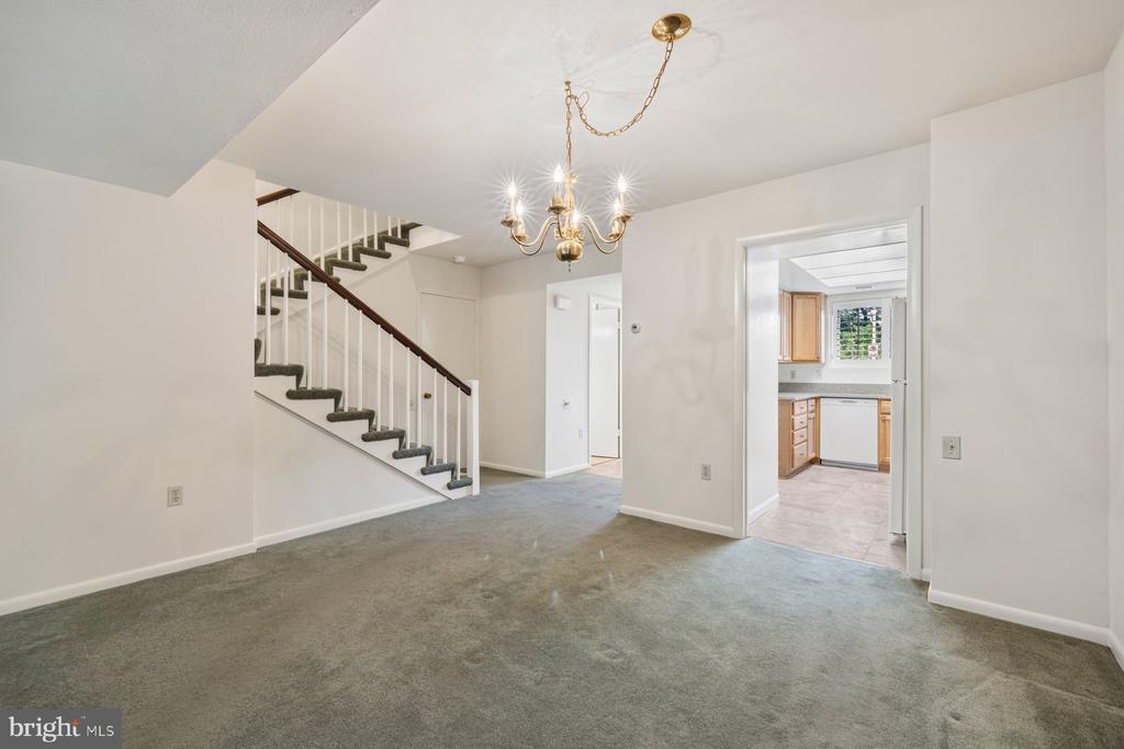 3498 GLENEAGLES DRIVE Unit: 79-F