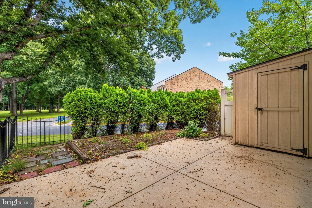3498 GLENEAGLES DRIVE Unit: 79-F