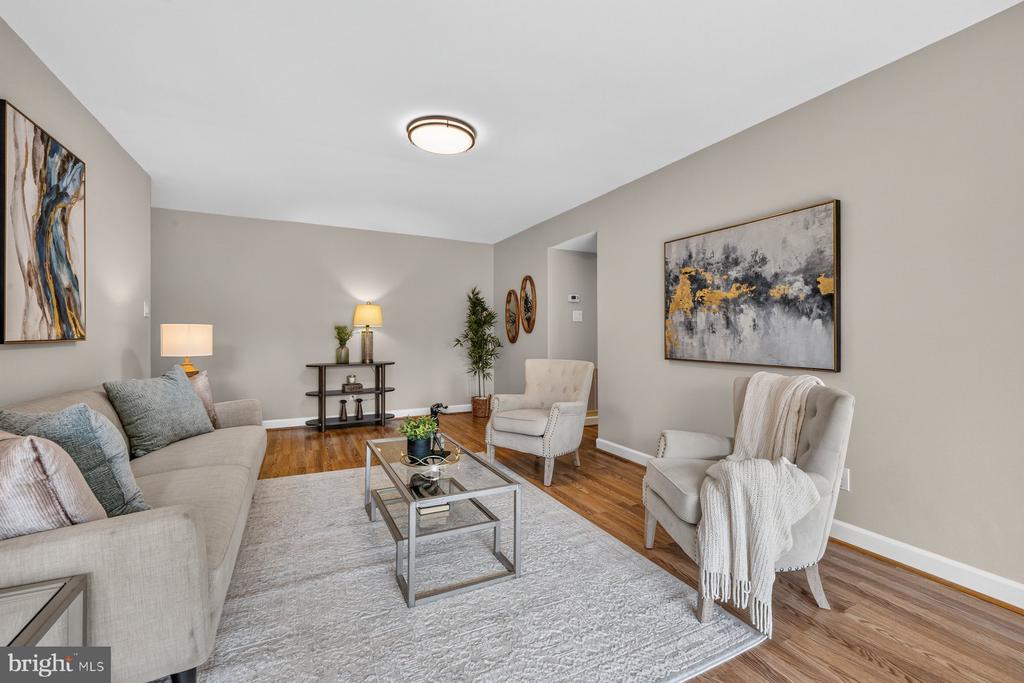11415 COMMONWEALTH DRIVE Unit: 204