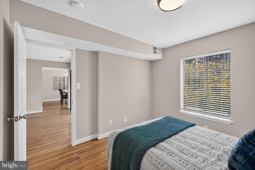 11415 COMMONWEALTH DRIVE Unit: 204