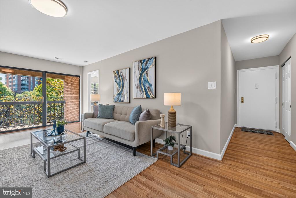 11415 COMMONWEALTH DRIVE Unit: 204