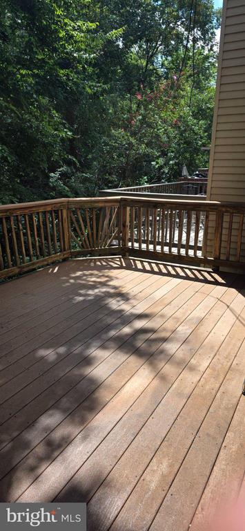 12033 EAGLEWOOD